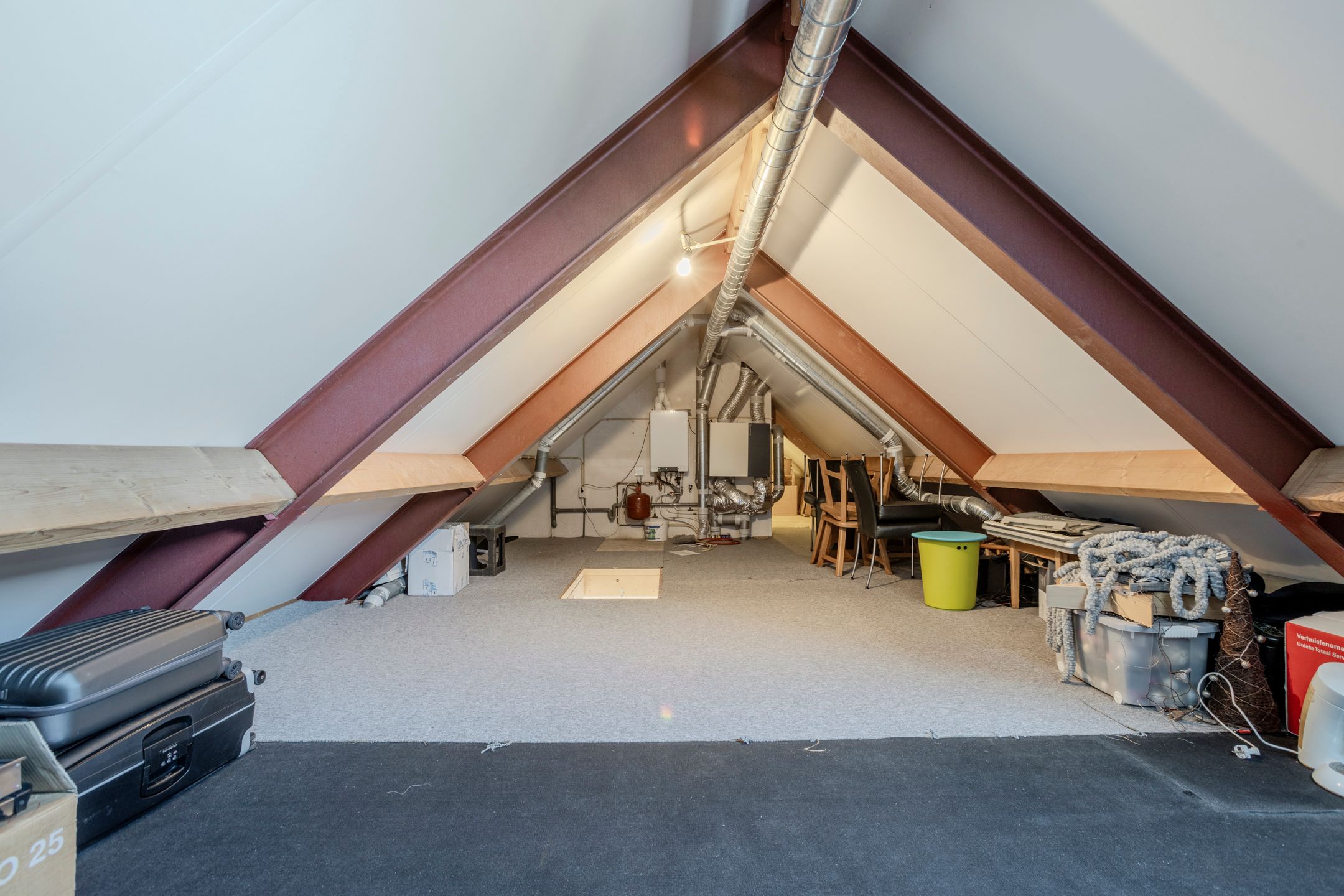 Foto 42 van Burg.van der Grondenstraat 32-A