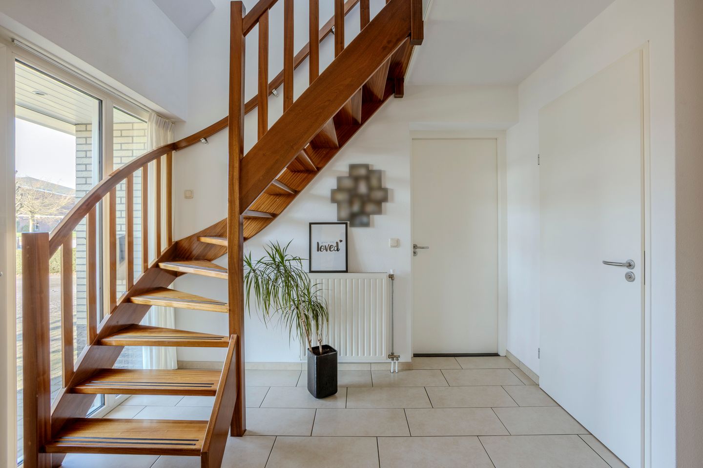 Foto 44 van Burg.van der Grondenstraat 32-A