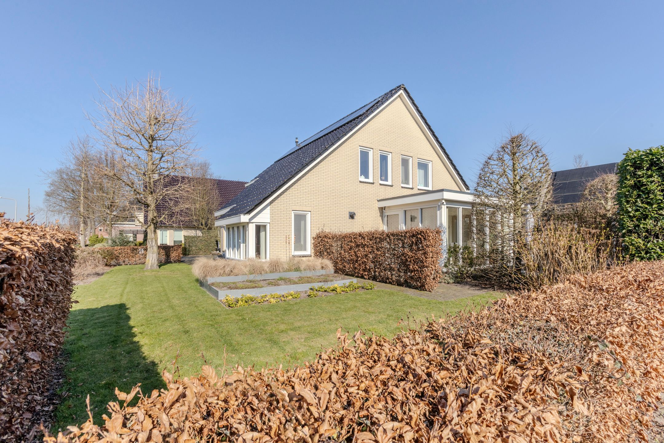 Foto 48 van Burg.van der Grondenstraat 32-A