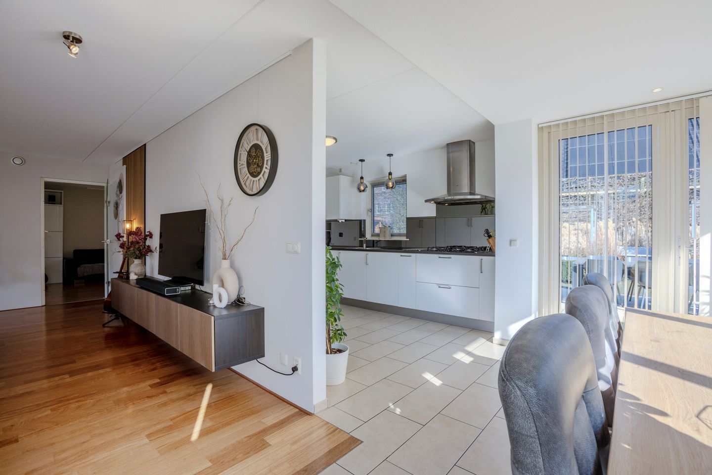 Foto 10 van Burg.van der Grondenstraat 32-A