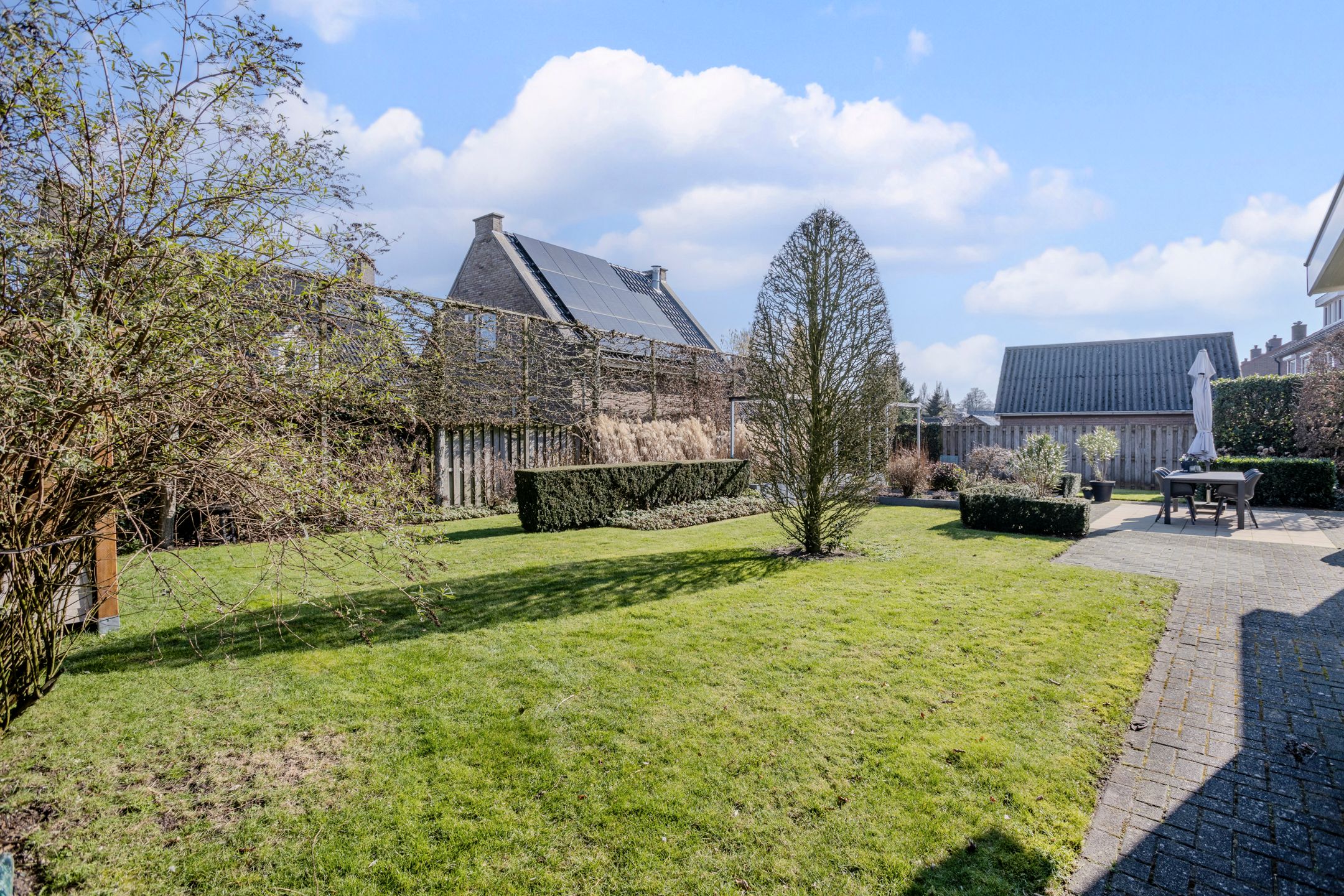 Foto 54 van Burg.van der Grondenstraat 32-A