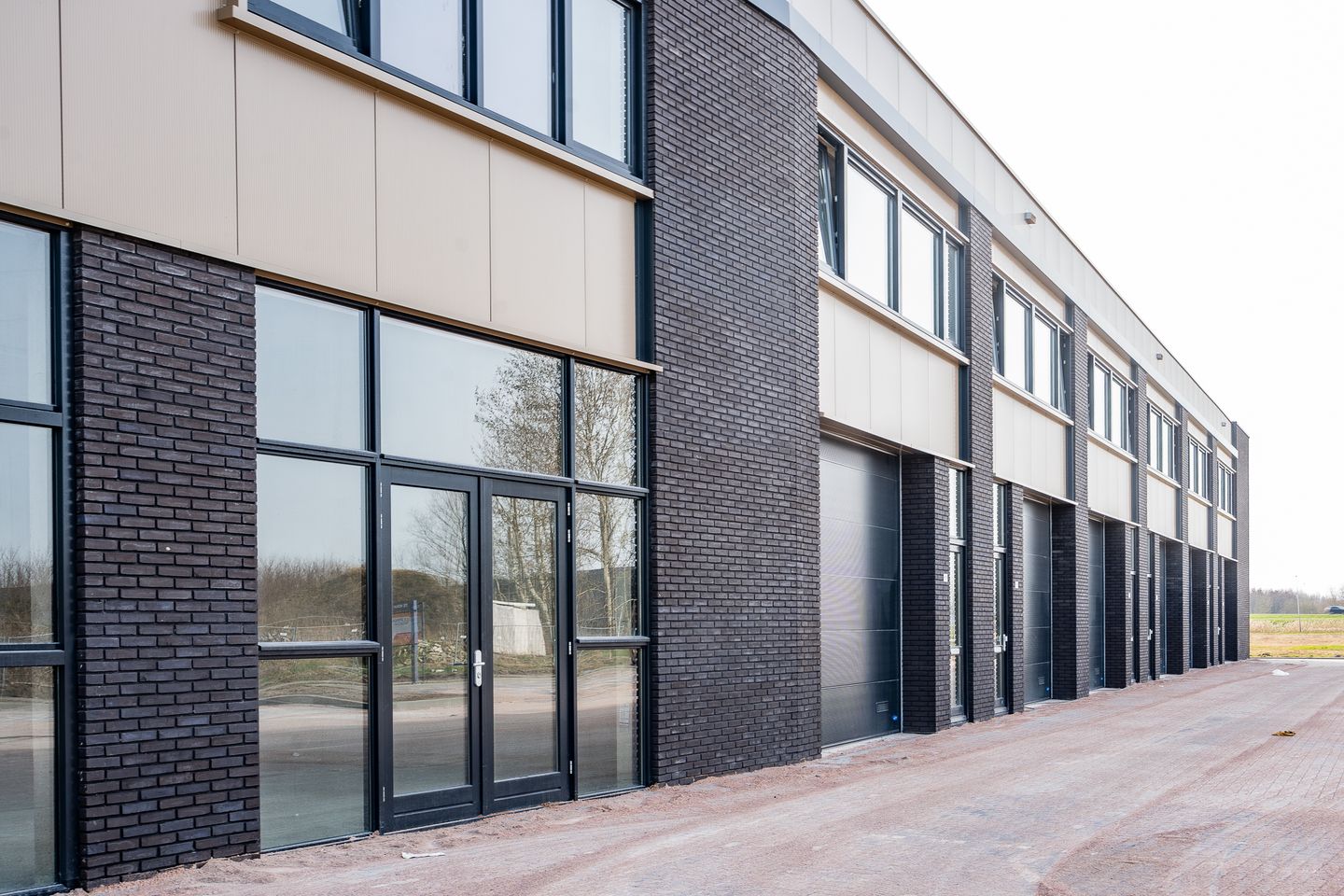 Bekijk foto 2 van Zambonistraat 15