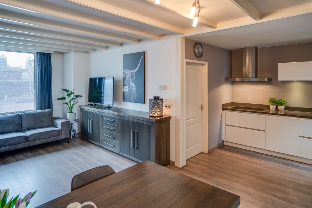 Photo 13 of Limburgstraat 19