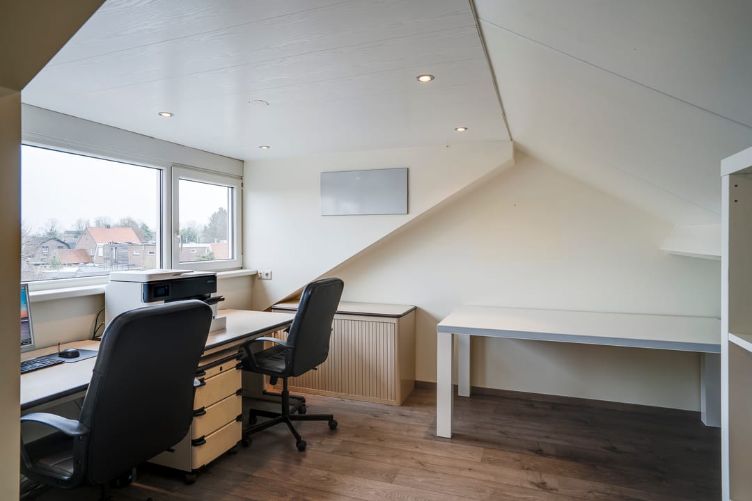 Photo 32 of Limburgstraat 19