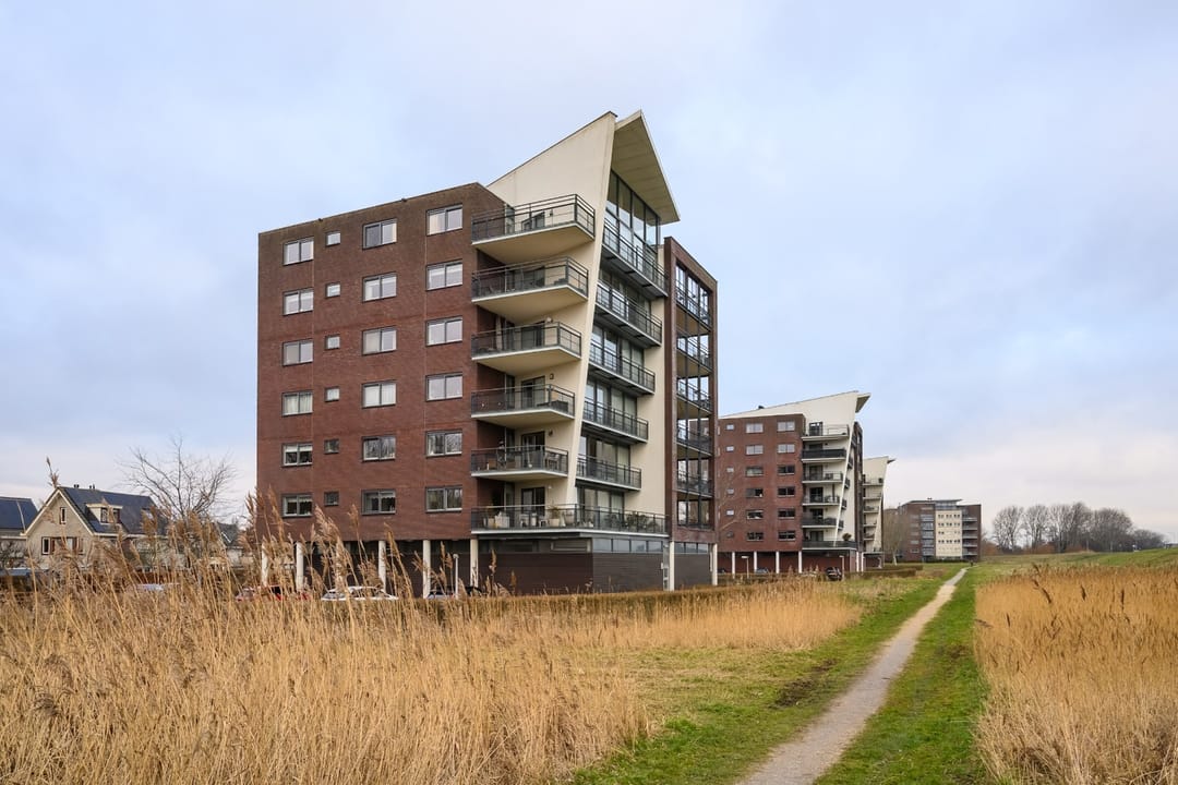 Foto 1 van Veldweg 8