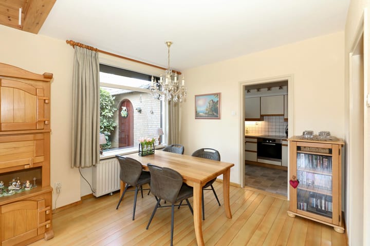 Foto 3 van Steenberg 64