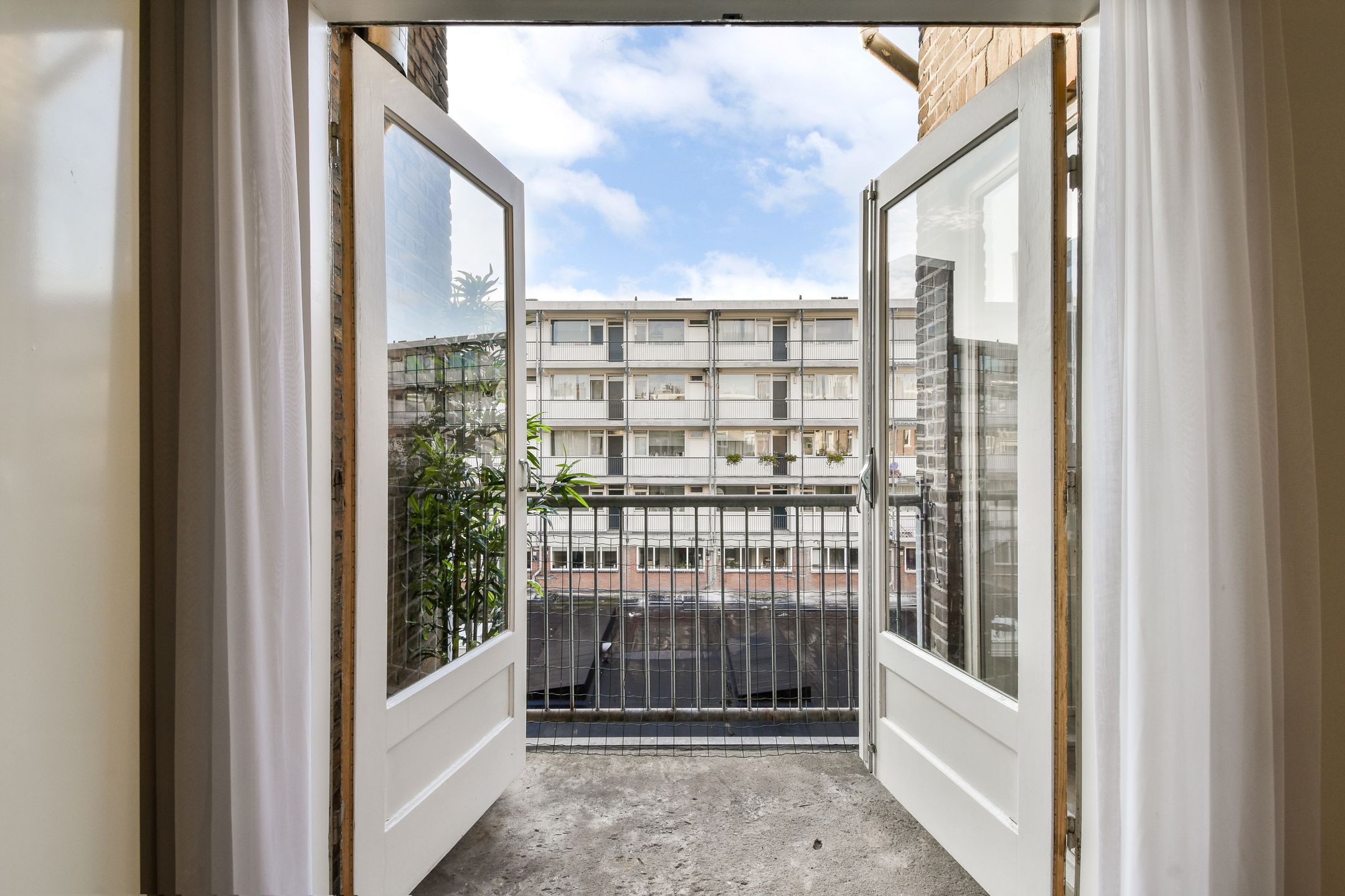 Foto 12 van Tweede Helmersstraat 35-3