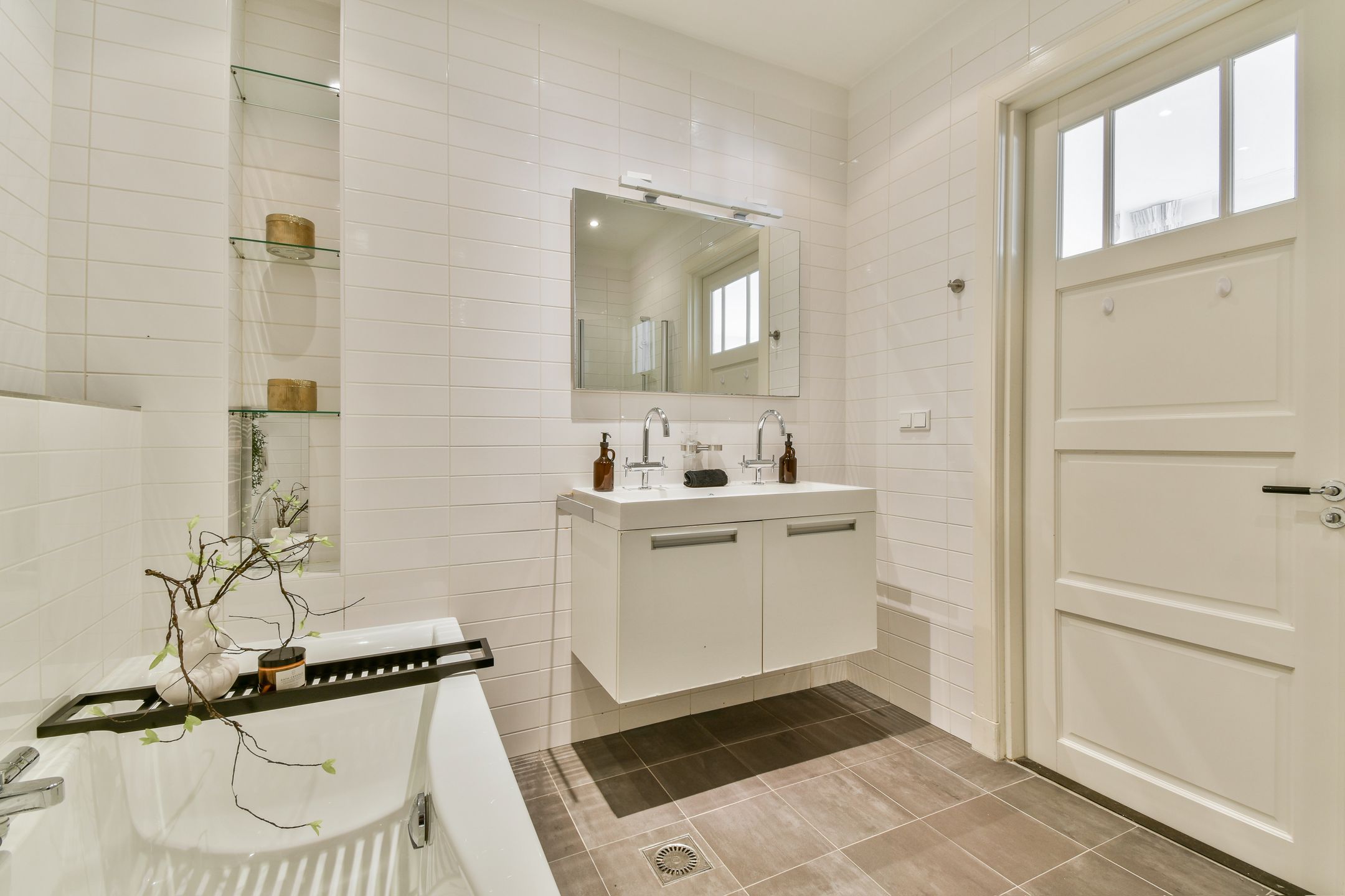 Foto 18 van Tweede Helmersstraat 35-3