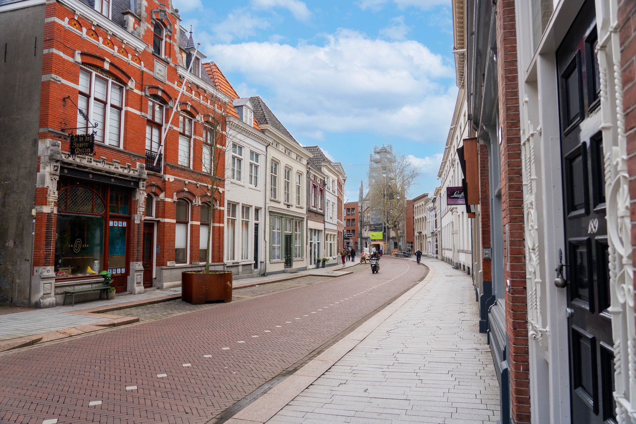 Photo 21 of Hinthamerstraat 201