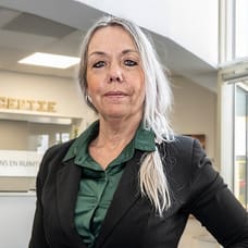 Gabi van Burg - Receptionist