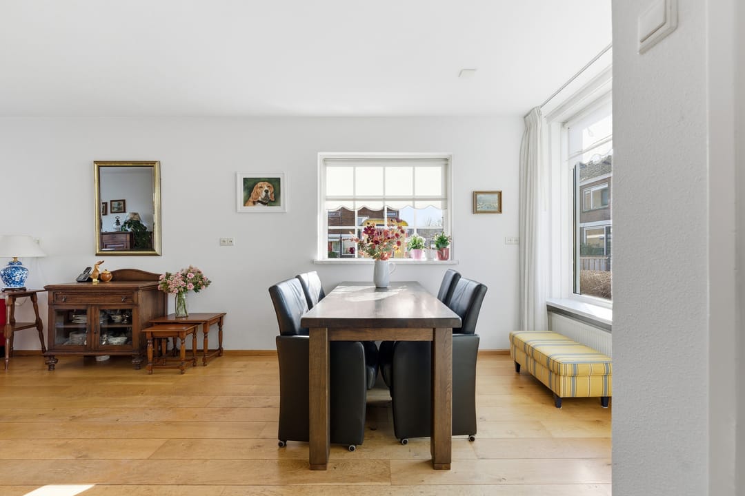 Photo 13 of Treubstraat 13