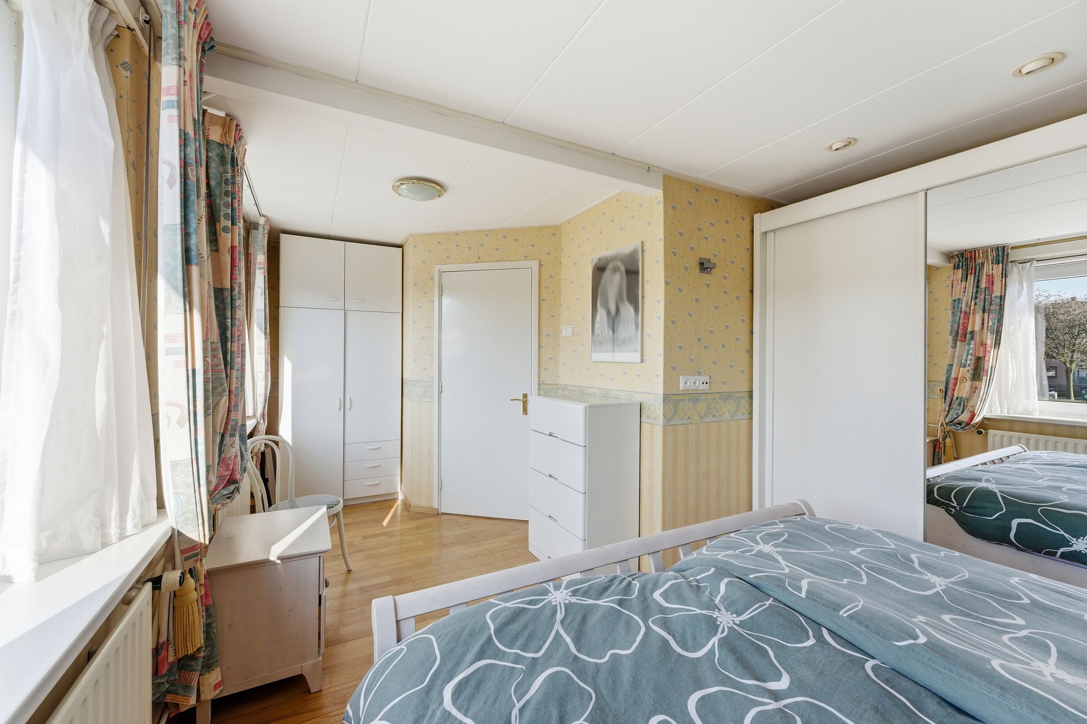 Photo 24 of Treubstraat 13