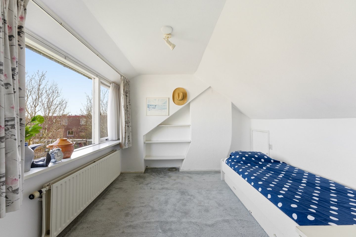 Photo 34 of Treubstraat 13