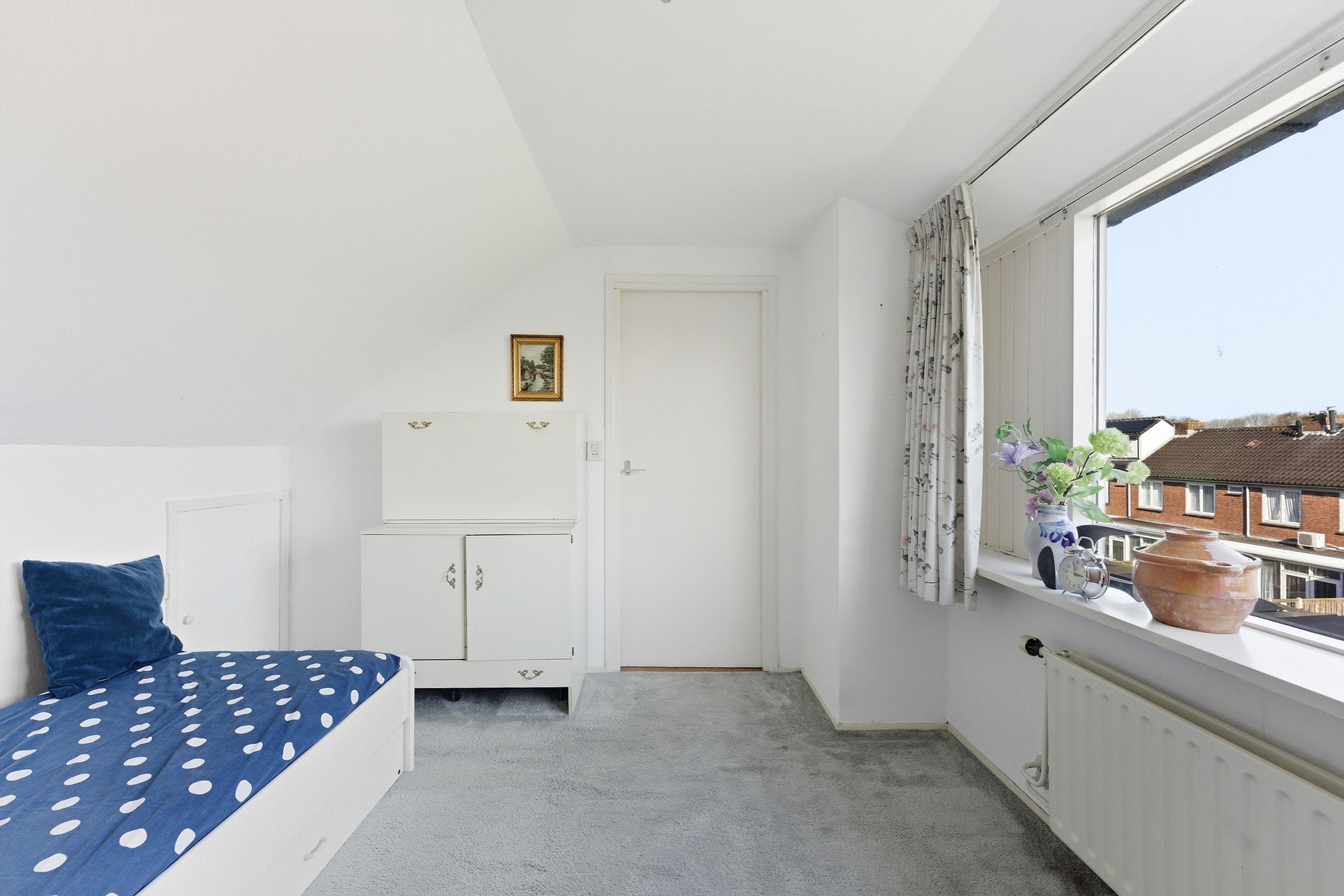 Photo 36 of Treubstraat 13