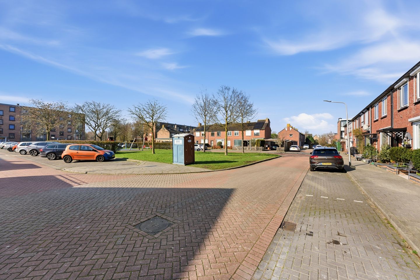 Photo 44 of Treubstraat 13