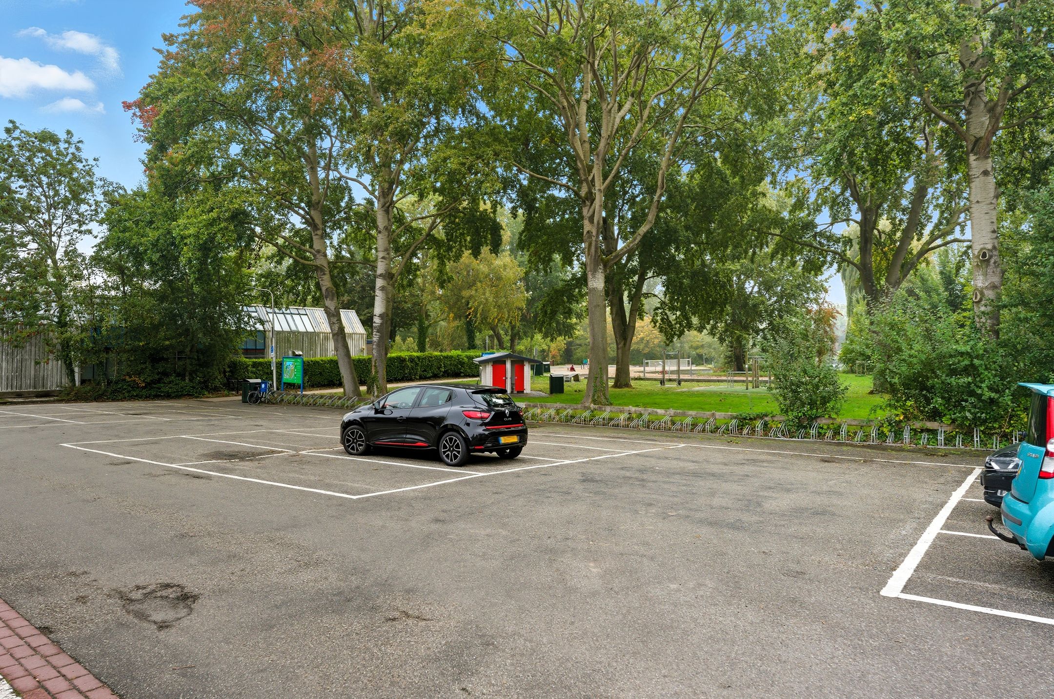 Photo 51 of Treubstraat 13