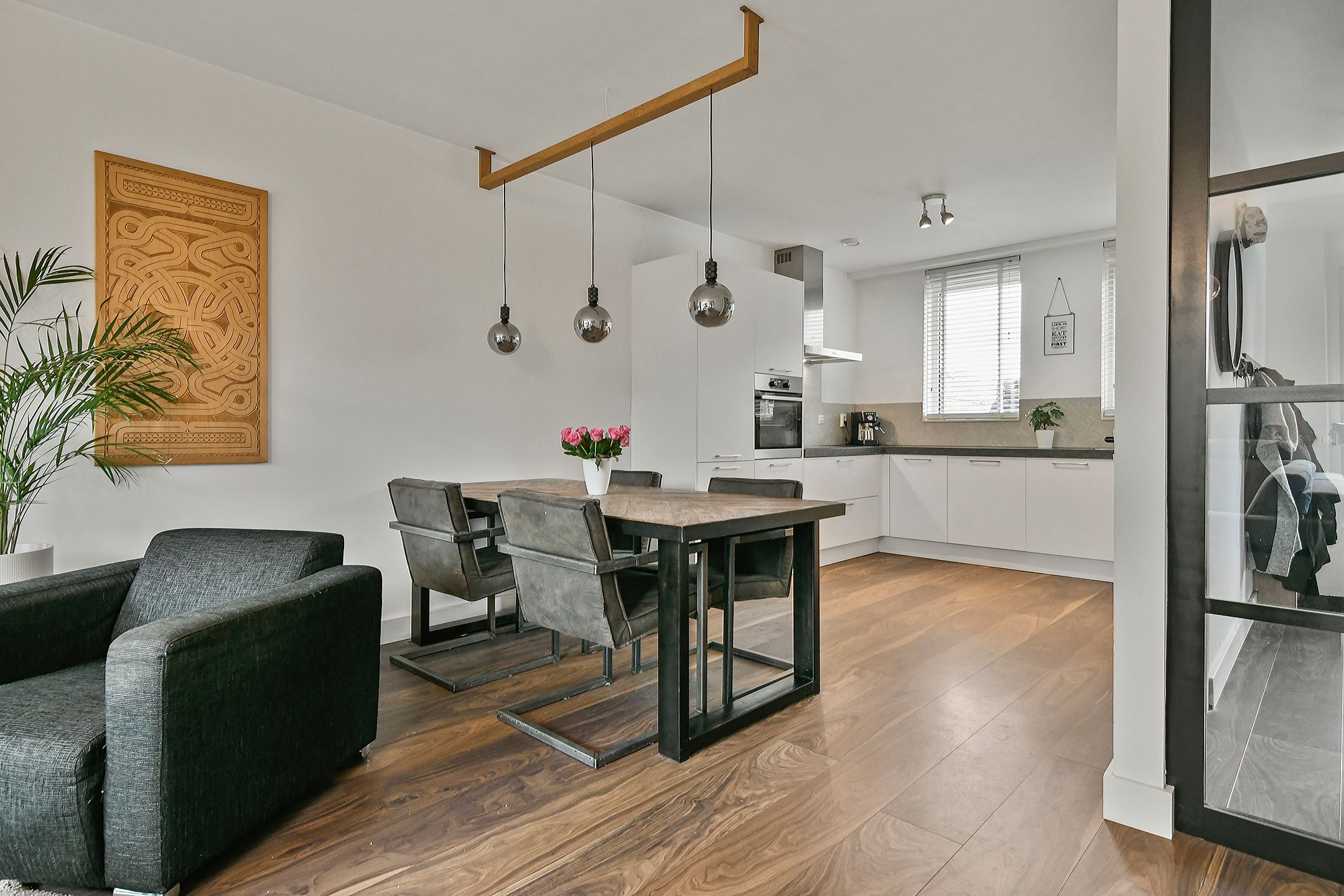 Photo 15 of Van Marsbergenstraat 59