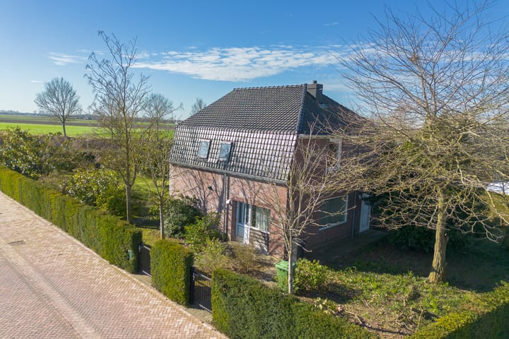 Photo 2 of Monnikenstraat 3