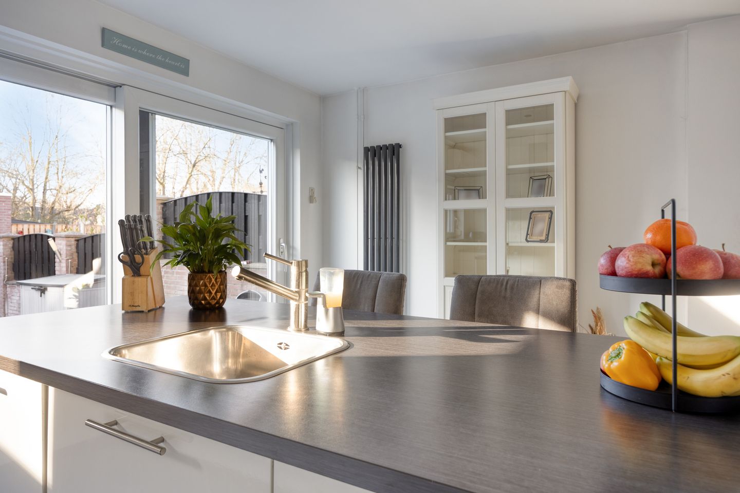 Ready-to-live-in terraced house with 4 bedrooms, Energy Label A, and solar panels in Maastricht De Heeg — 16