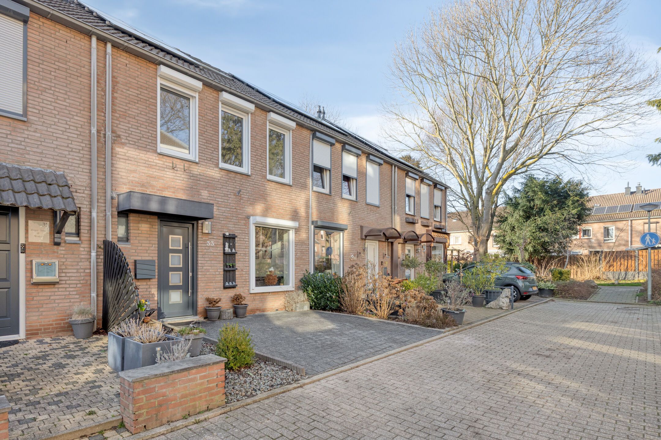 Ready-to-live-in terraced house with 4 bedrooms, Energy Label A, and solar panels in Maastricht De Heeg — 36