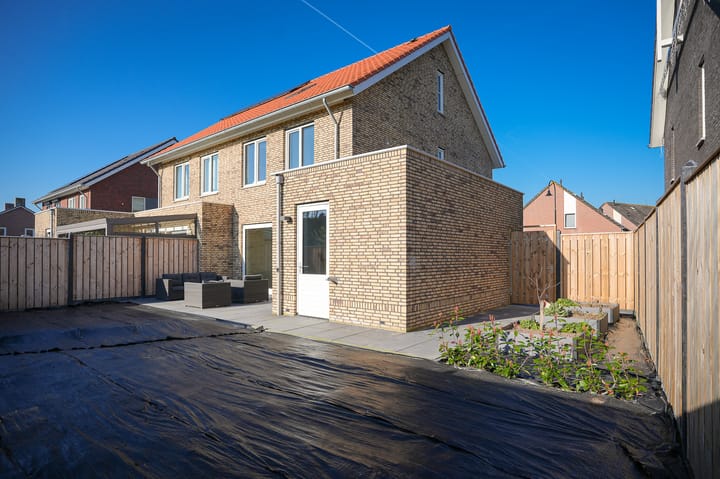 Photo 3 of Rijdt 52-C