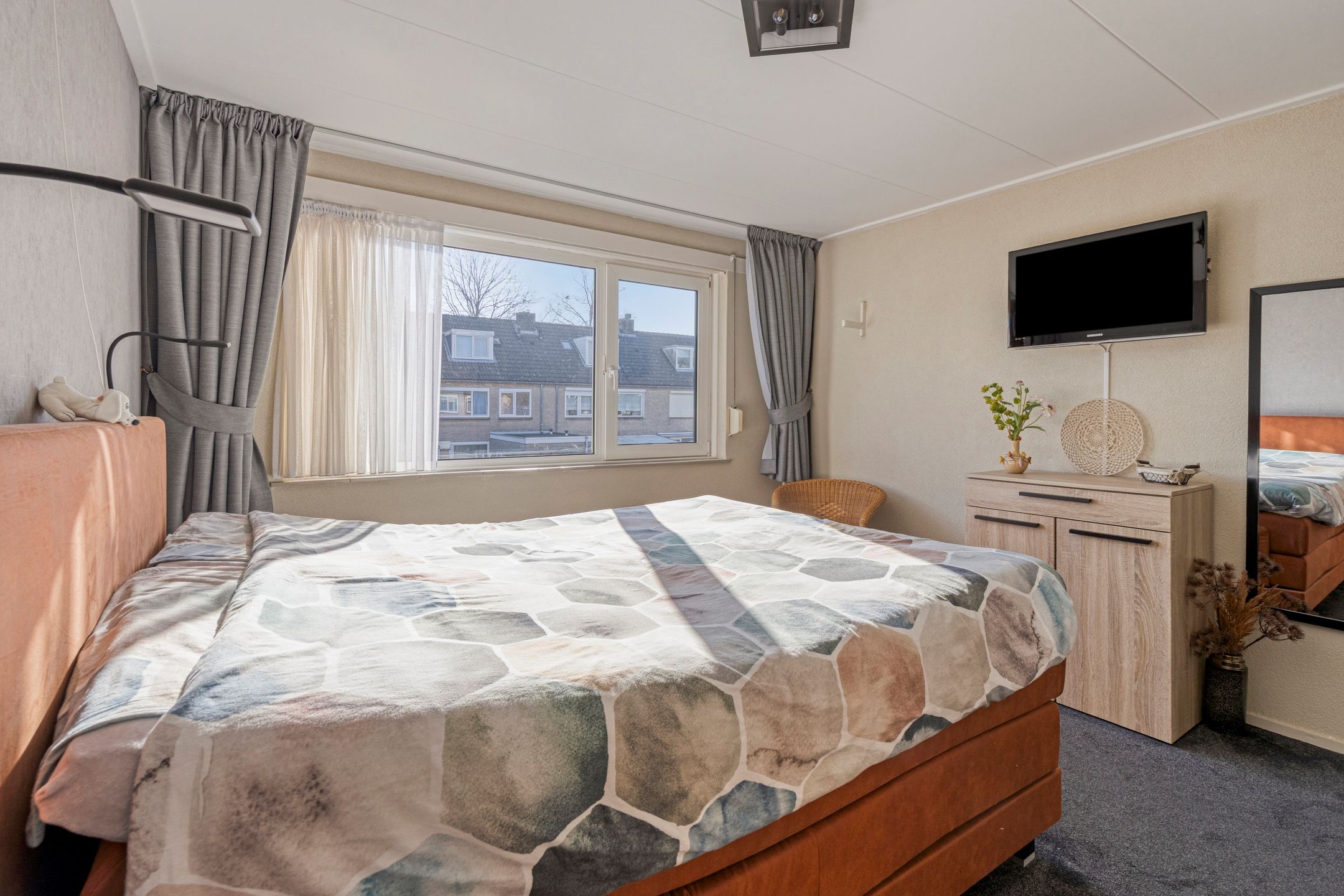 Foto 18 van van Nesstraat 18