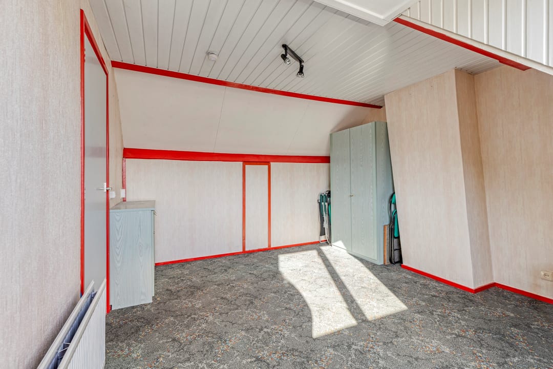 Foto 28 van van Nesstraat 18