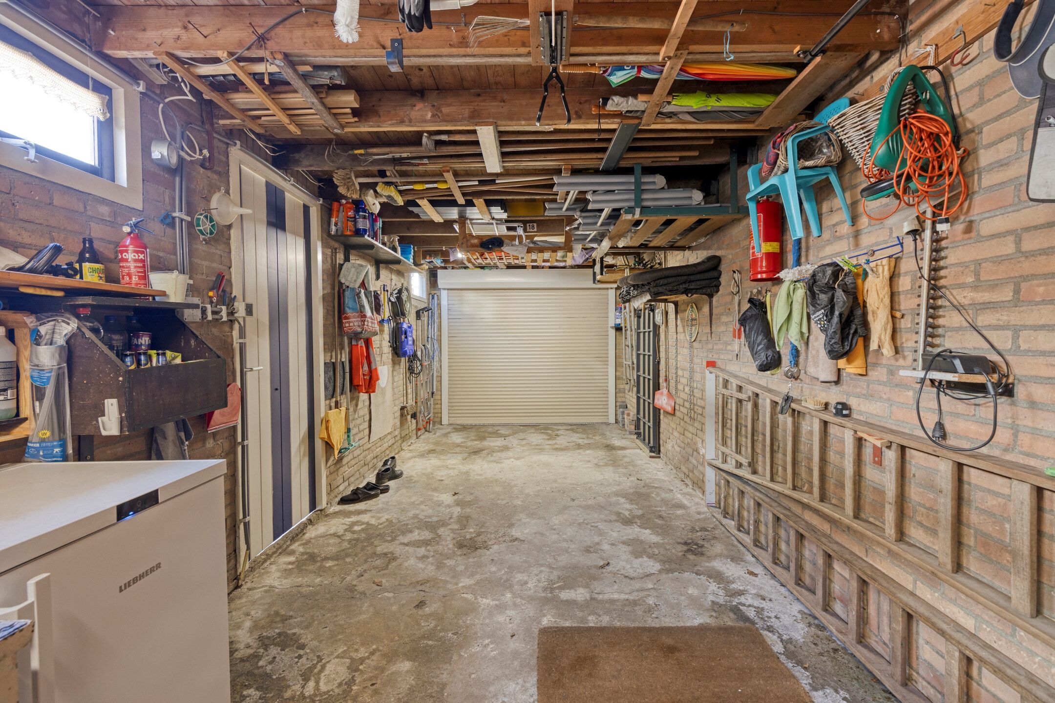 Foto 33 van van Nesstraat 18