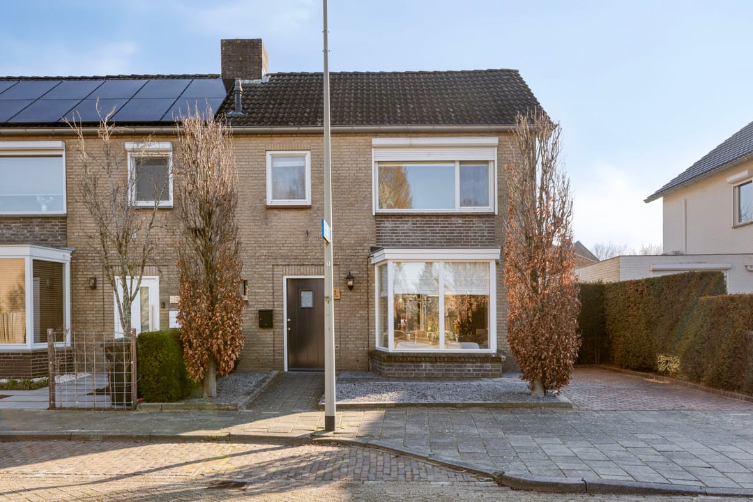 Photo 38 of Kapelstraat 3