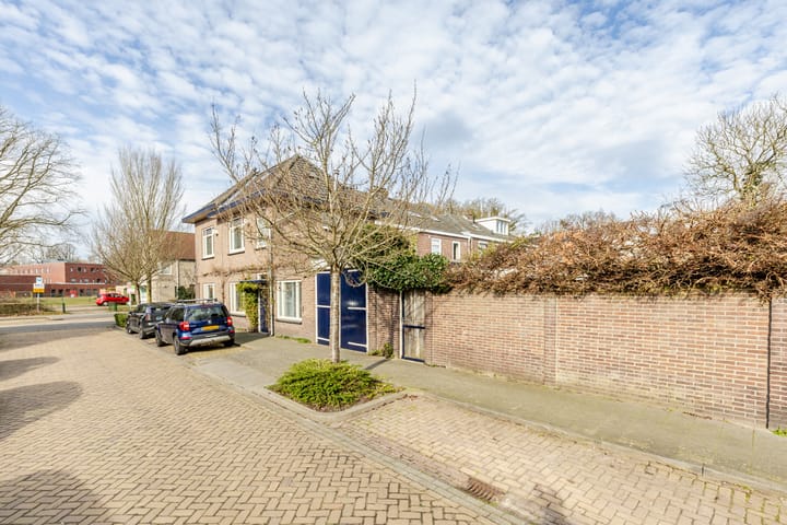 Foto 2 van St.-Barbarastraat 2