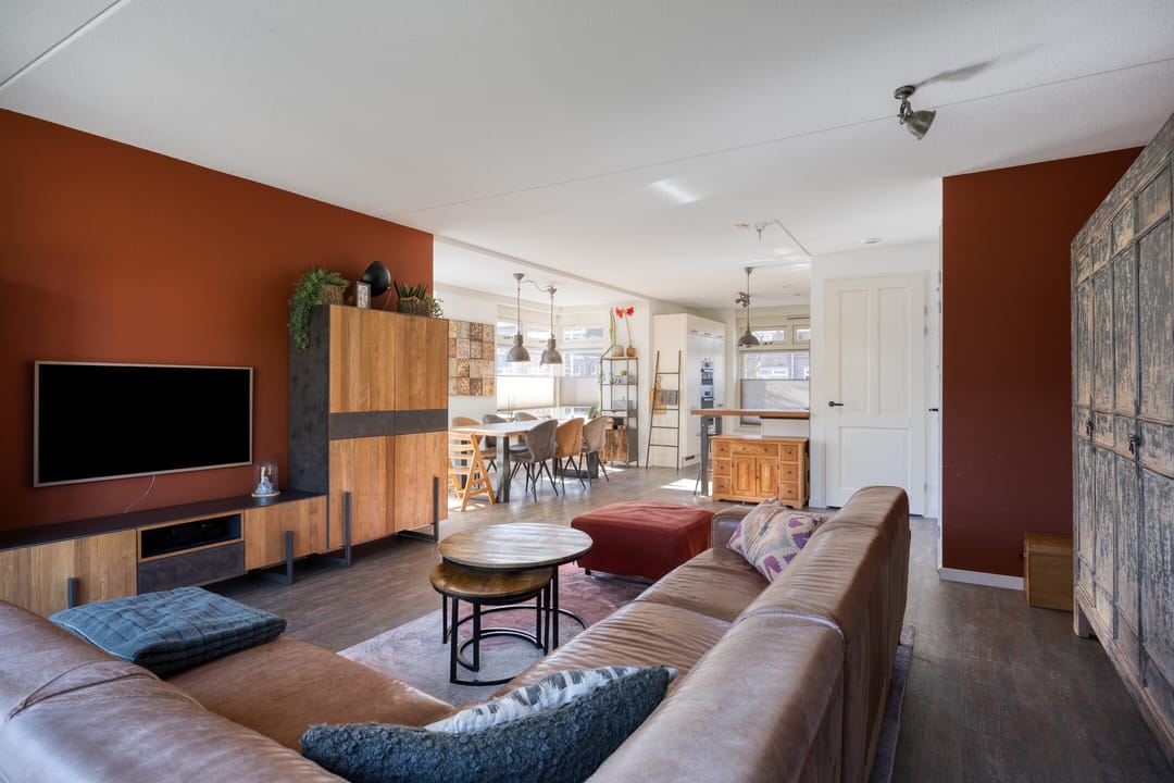 Photo 11 of Jan Luykenstraat 2