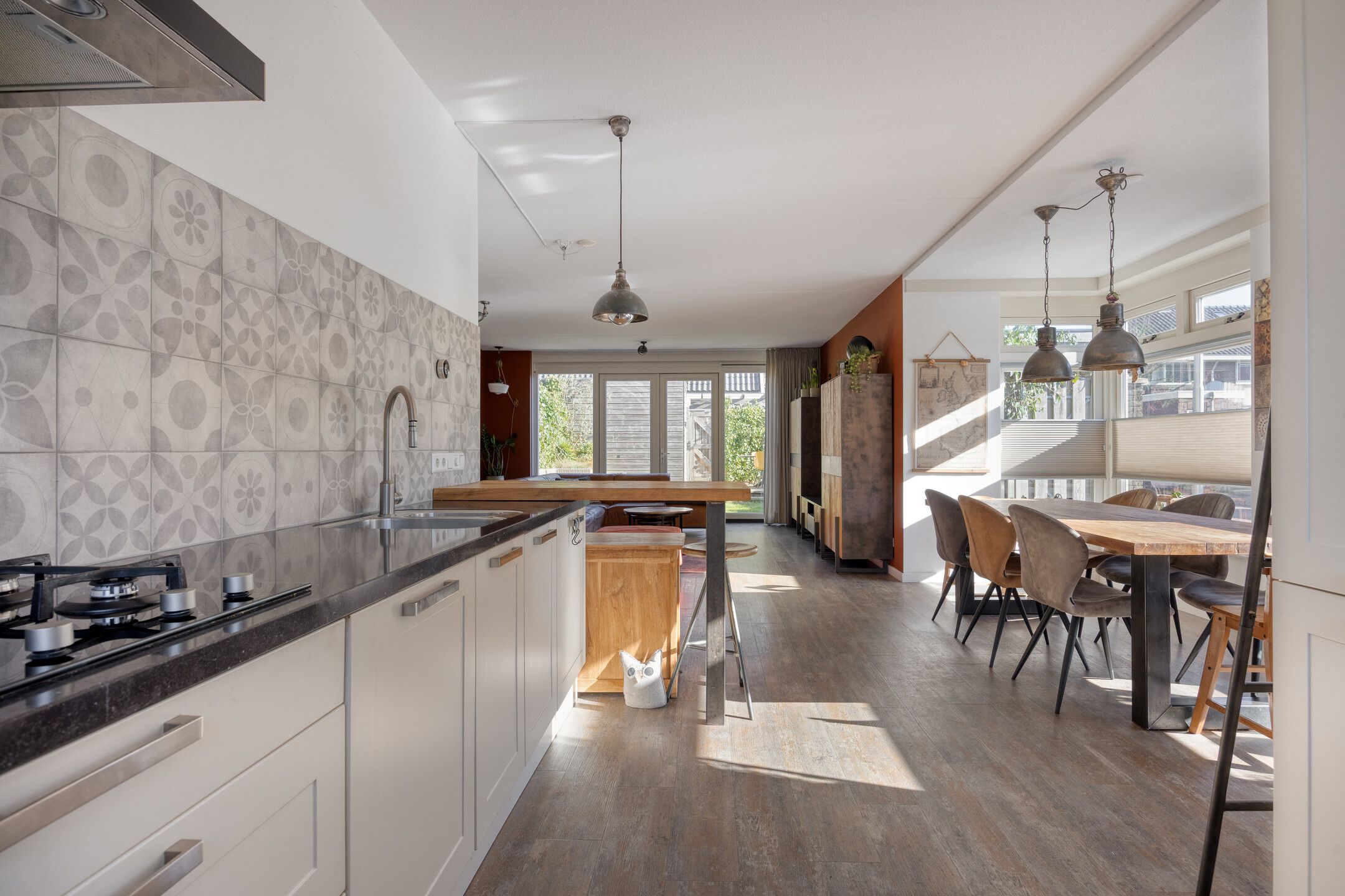 Photo 21 of Jan Luykenstraat 2