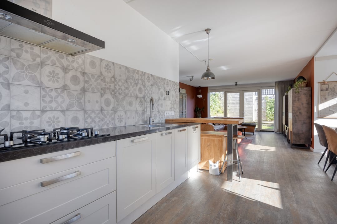 Photo 22 of Jan Luykenstraat 2