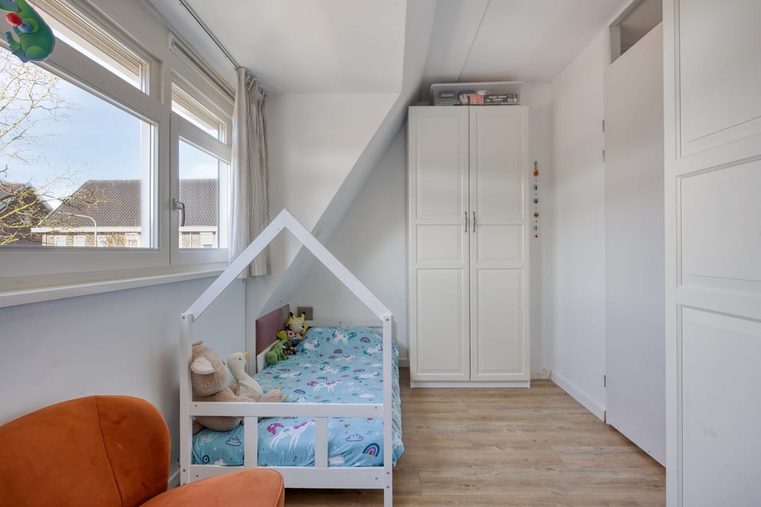 Photo 32 of Jan Luykenstraat 2