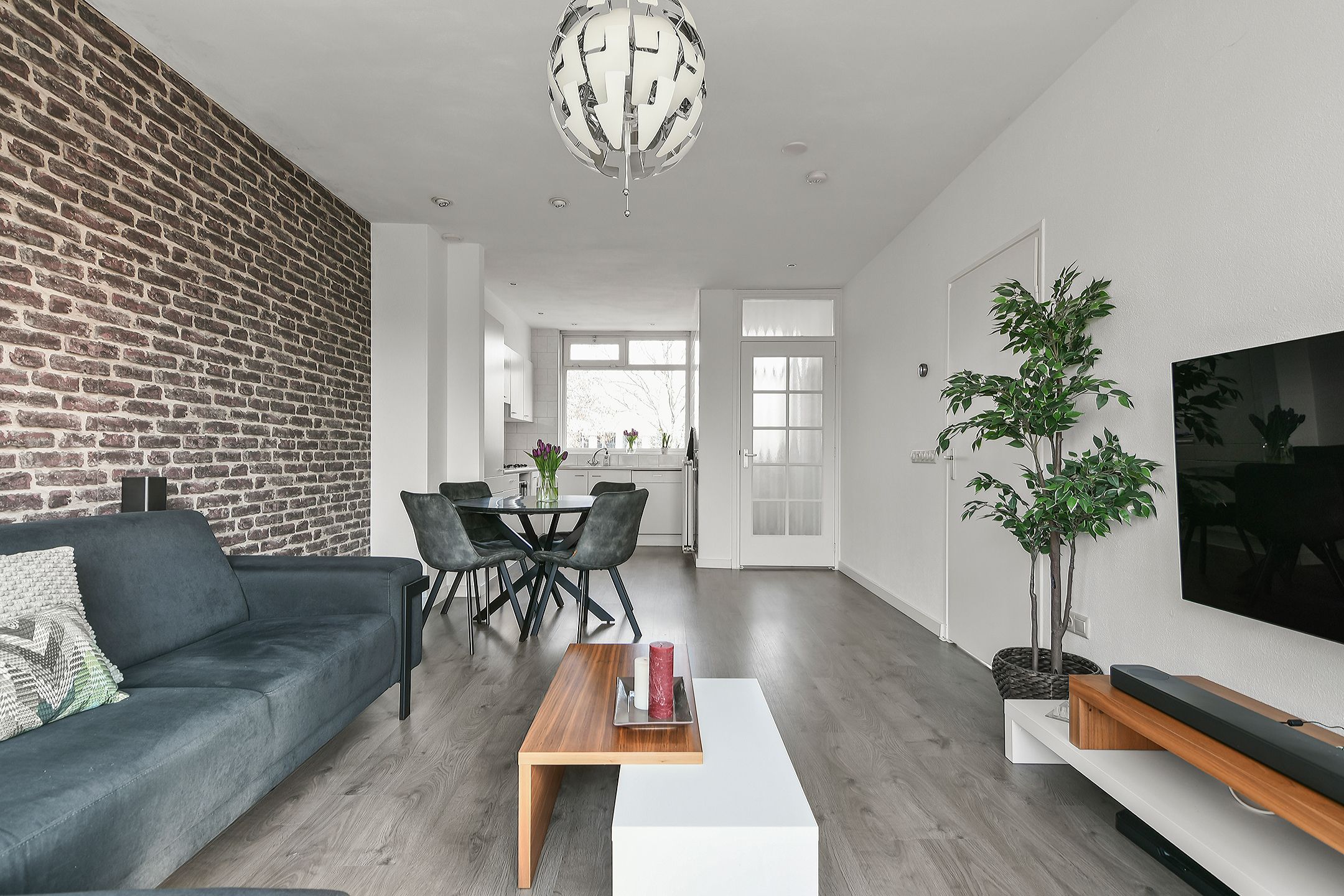 Foto 15 van Lutkemeerstraat 84