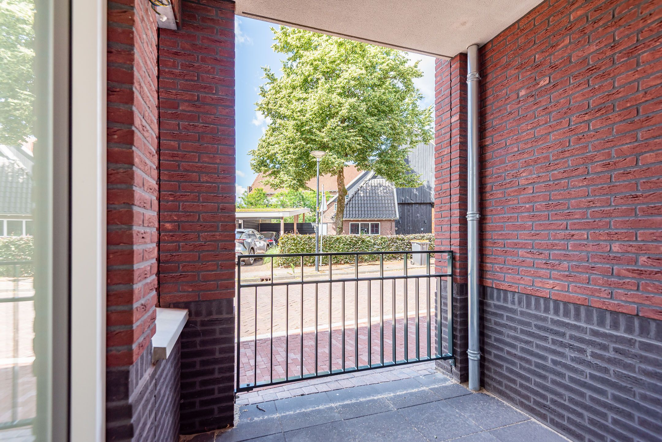 Photo 15 of Raadhuisstraat 9