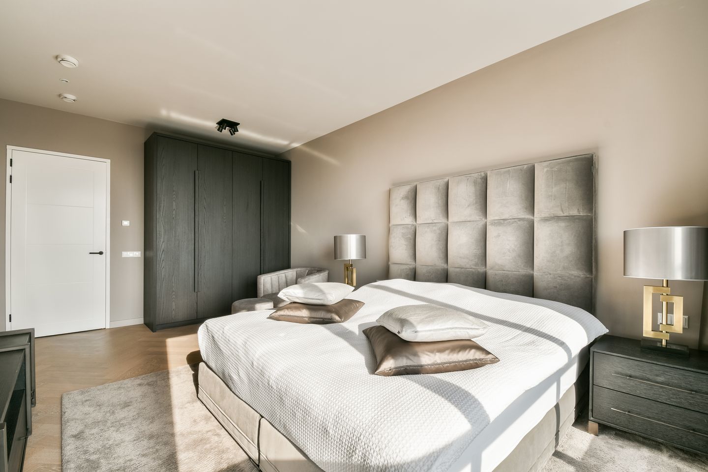 Foto 14 van Gustav Mahlerlaan 369