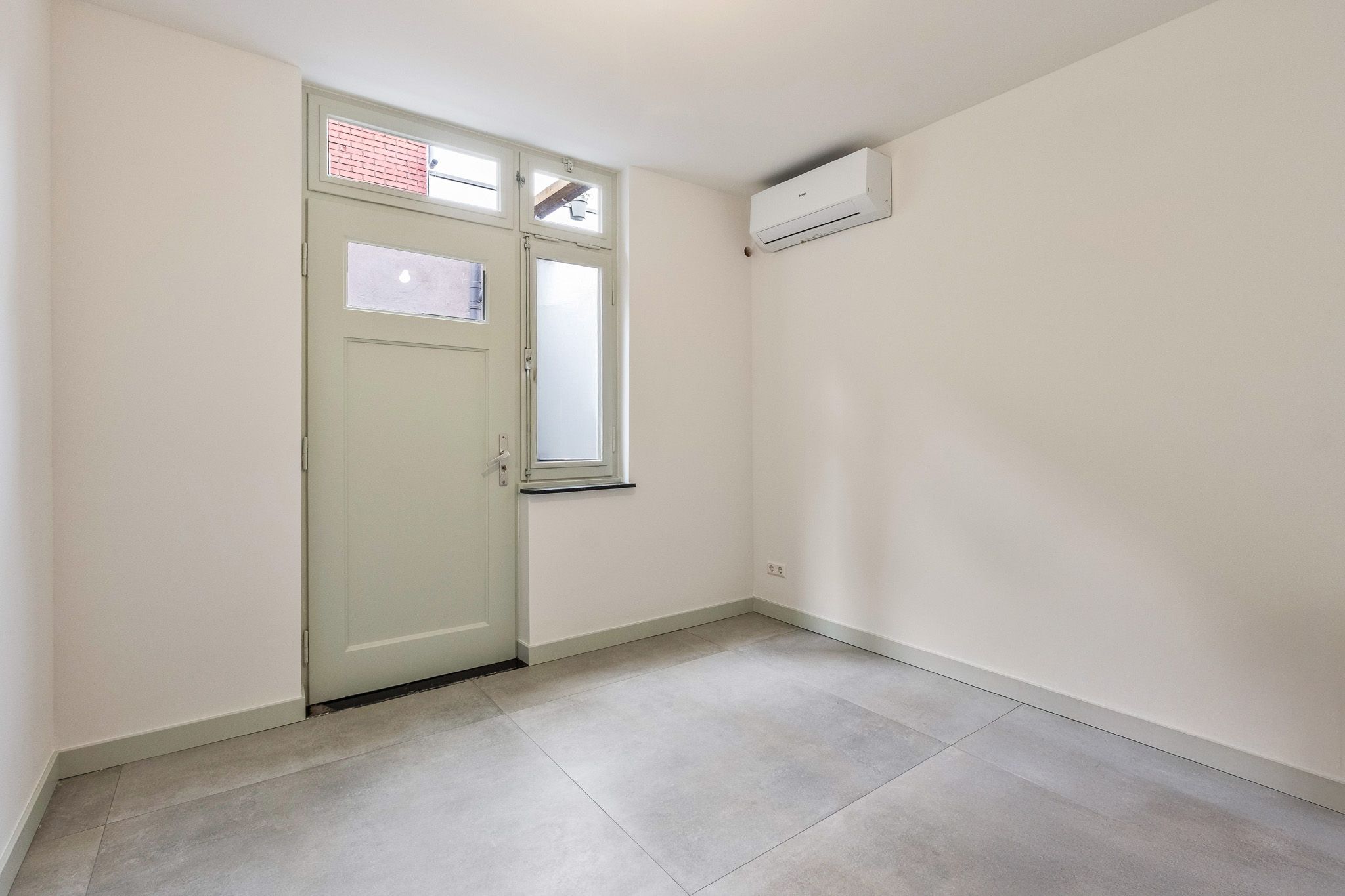 Photo 27 of Grotestraat 67-01