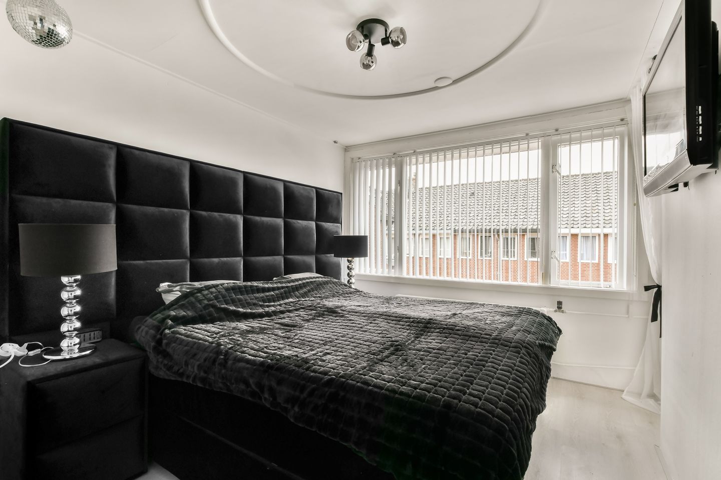 Foto 19 van Soembastraat 65