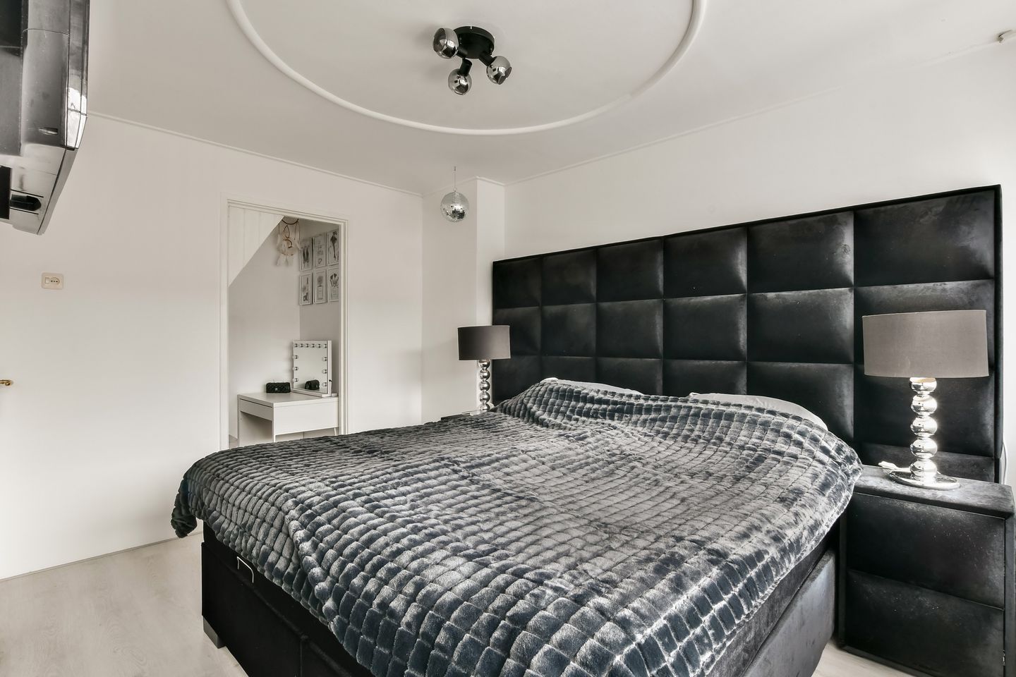 Foto 20 van Soembastraat 65