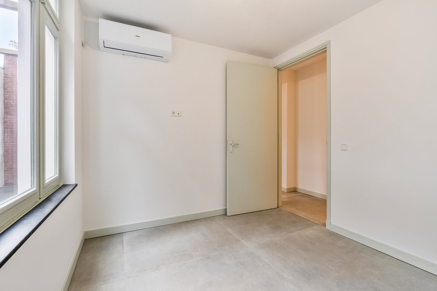 Photo 25 of Grotestraat 67-01