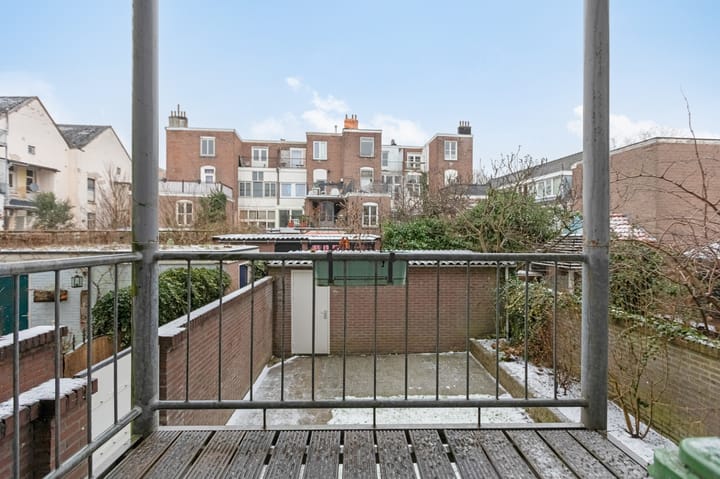 Foto 4 van Emmastraat 11-1