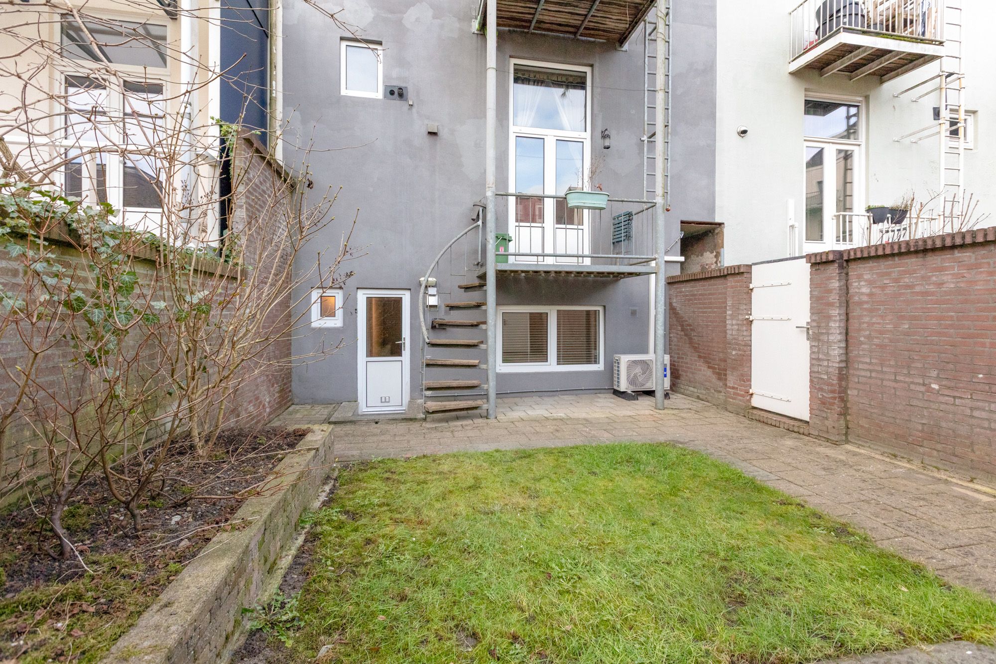 Foto 27 van Emmastraat 11-1