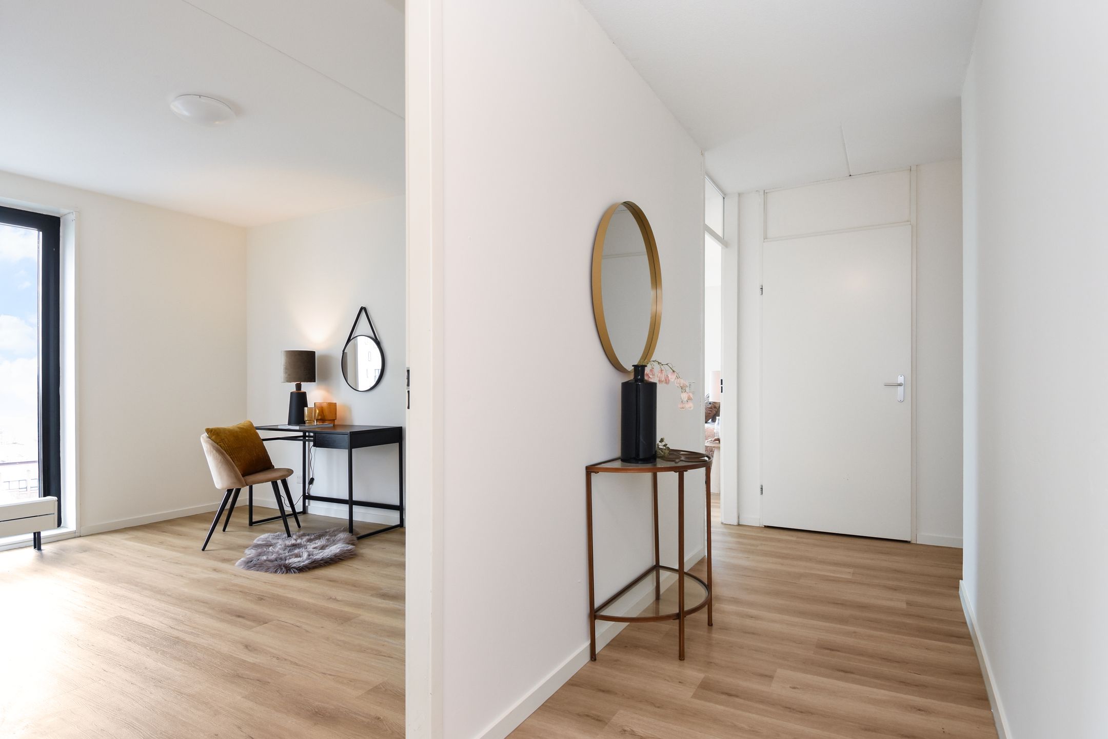 Modern 4-Room Apartment with Panoramic View in Zoetermeer City Center — 12