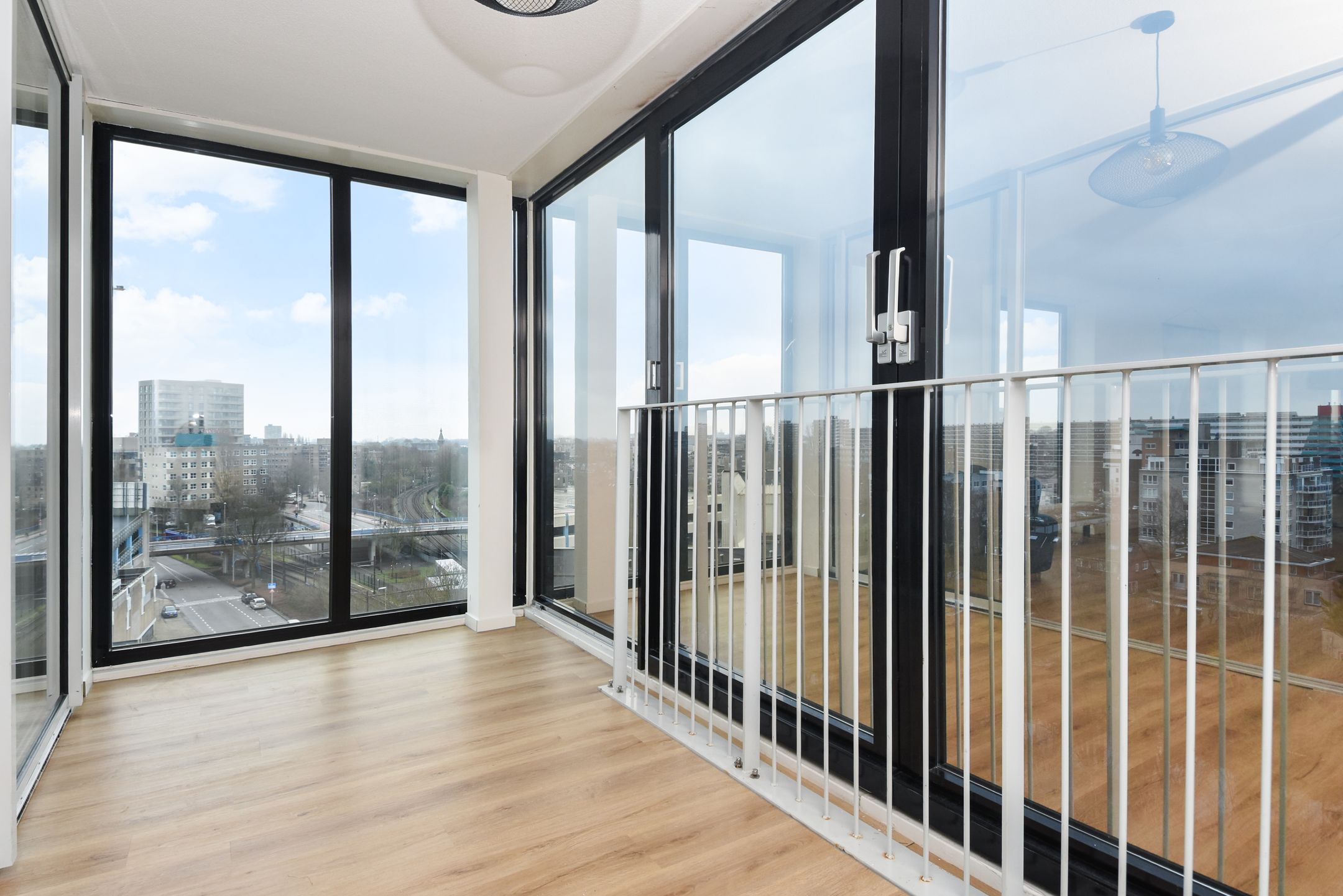 Modern 4-Room Apartment with Panoramic View in Zoetermeer City Center — 24