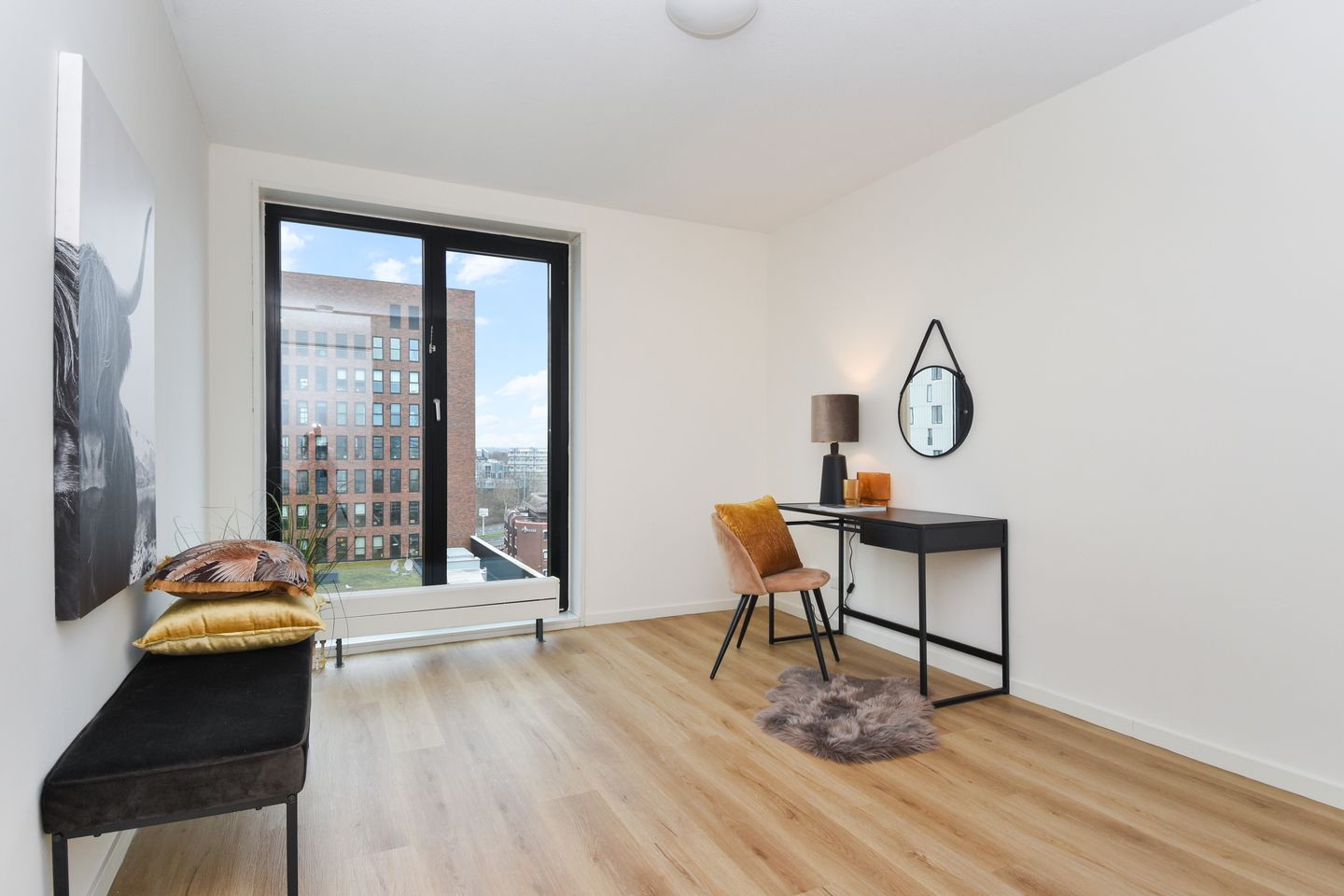 Modern 4-Room Apartment with Panoramic View in Zoetermeer City Center — 41
