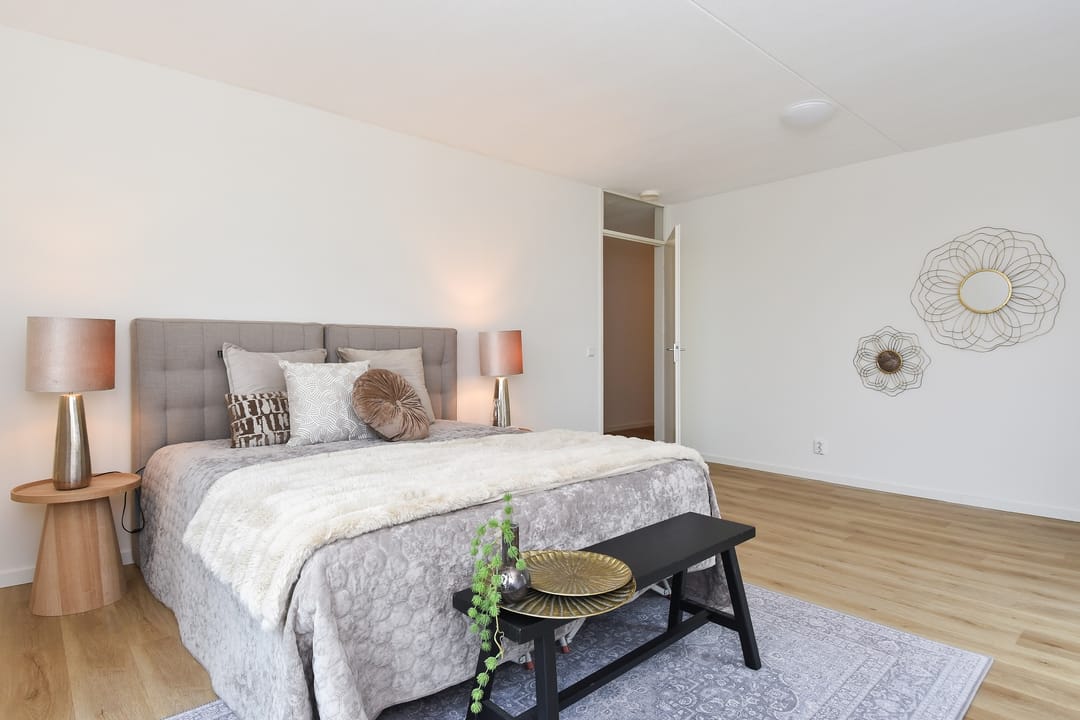 Modern 4-Room Apartment with Panoramic View in Zoetermeer City Center — 40
