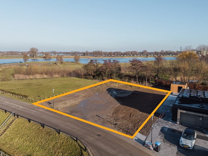 Foto 2 van Waterfront 24