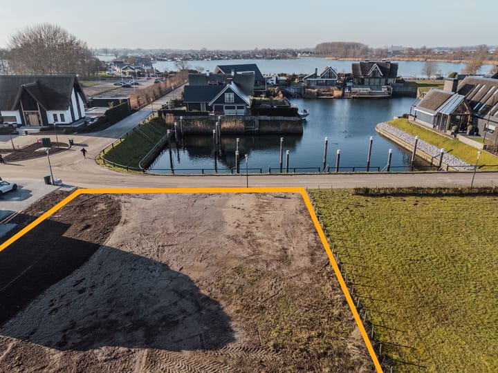 Foto 3 van Waterfront 24