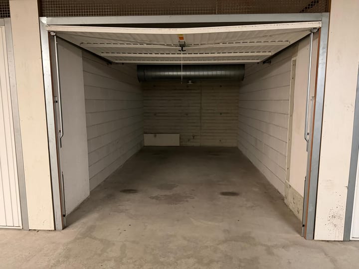 Foto 4 van Bm. van Fenemaplein garagebox 275